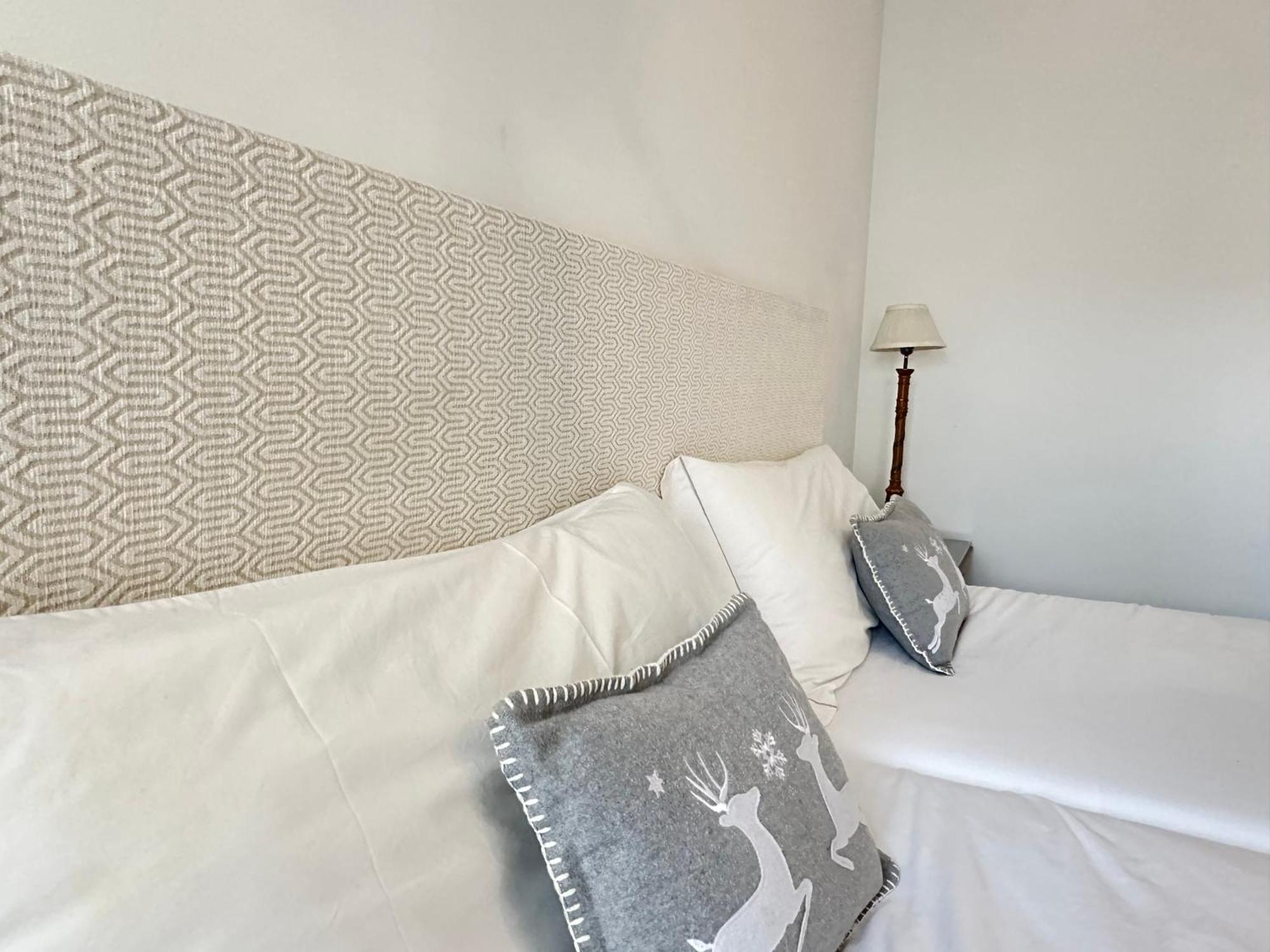Piso Centrico En El Espinar Apartment ภายนอก รูปภาพ